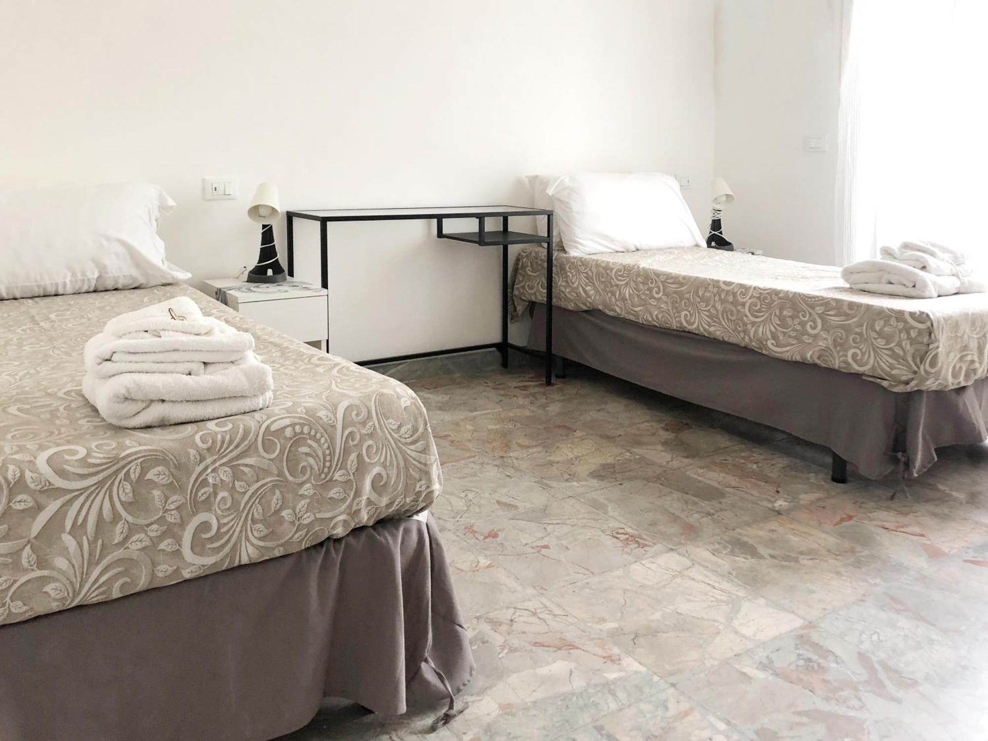 Garbatella House Hotel Roma Ngoại thất bức ảnh